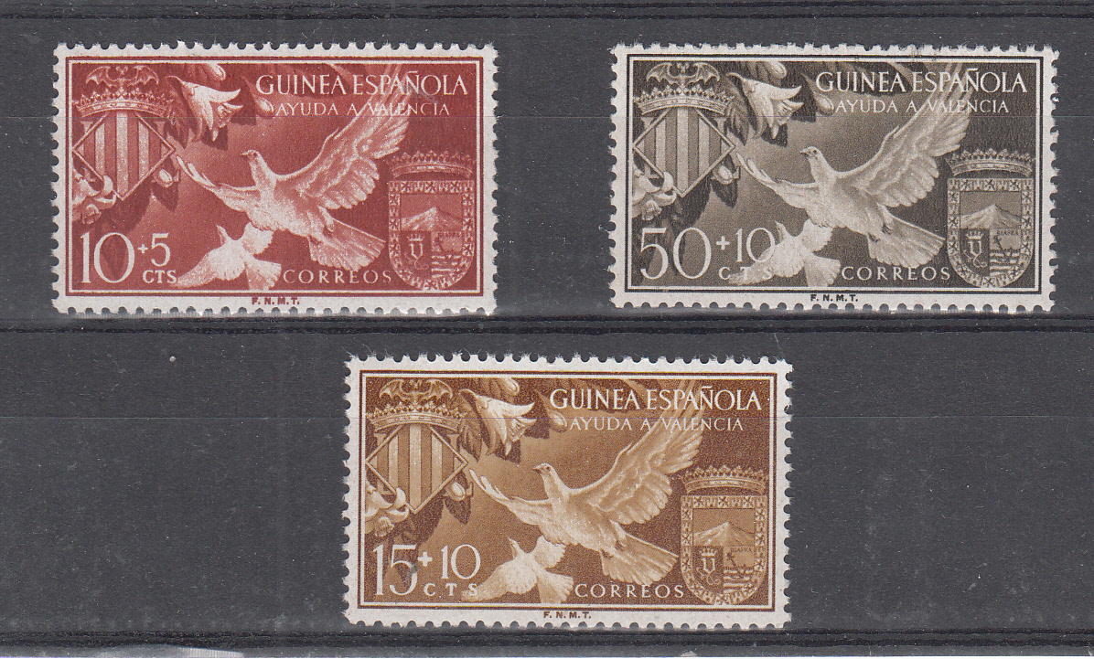 GUINEA  SPAGNOLA 1958 SG#426-8, VOLATILI Aiuto per Valencia