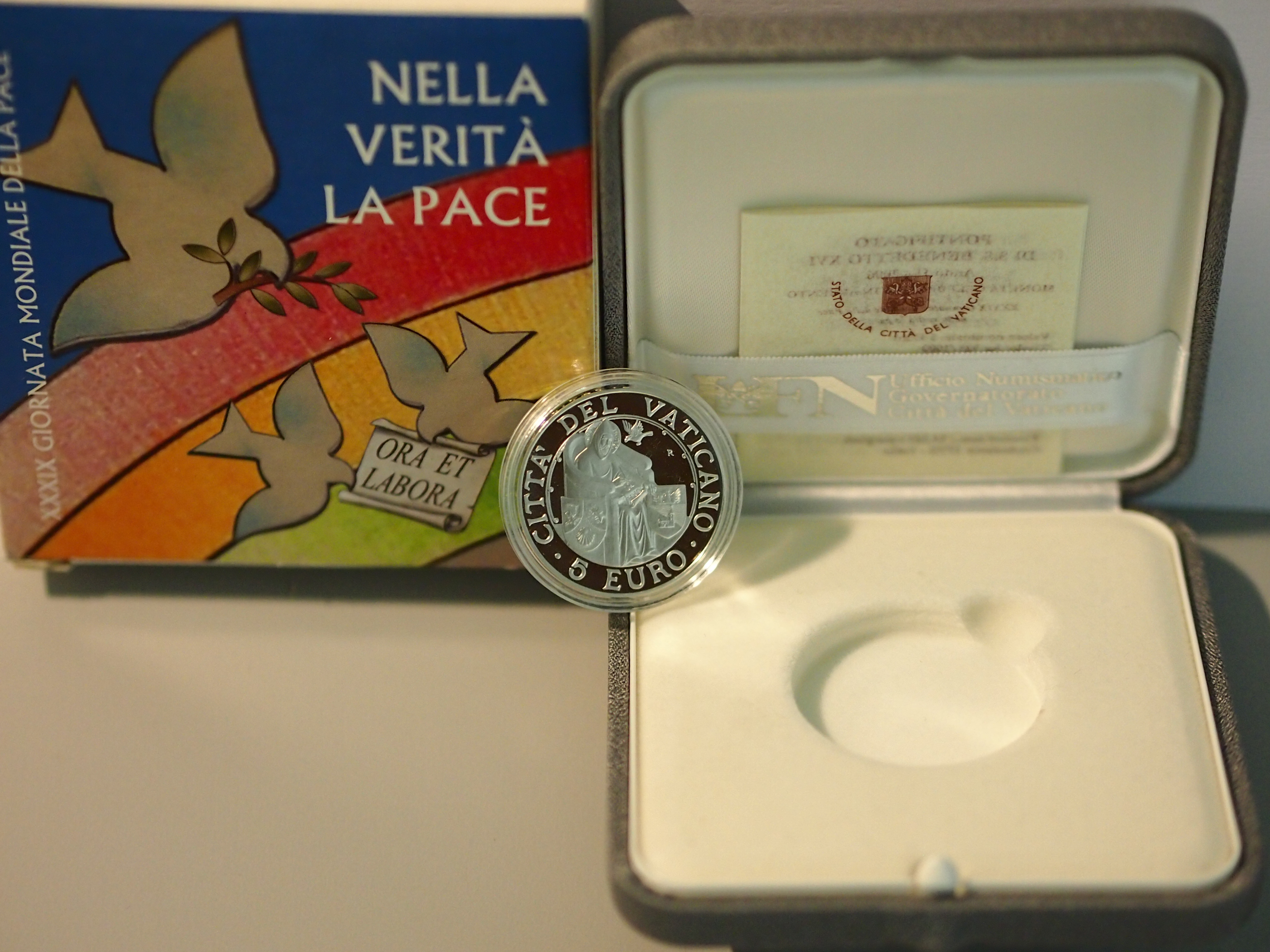 2006 - 5 Euro Argento Fondo Specchio XXXIX Giornata Mondiale della Pace Benedetto XVI